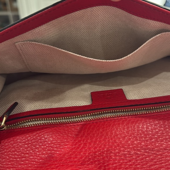 Red Gucci Soho Clutch - Picture 3 of 5